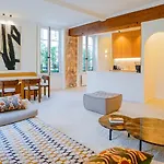 Refined Elegance In Central Paris