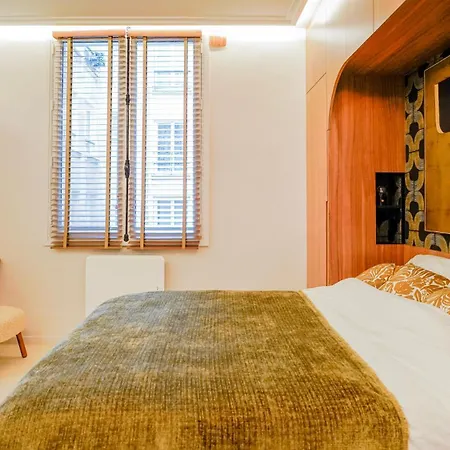 Appartamento Refined Elegance In Parigi